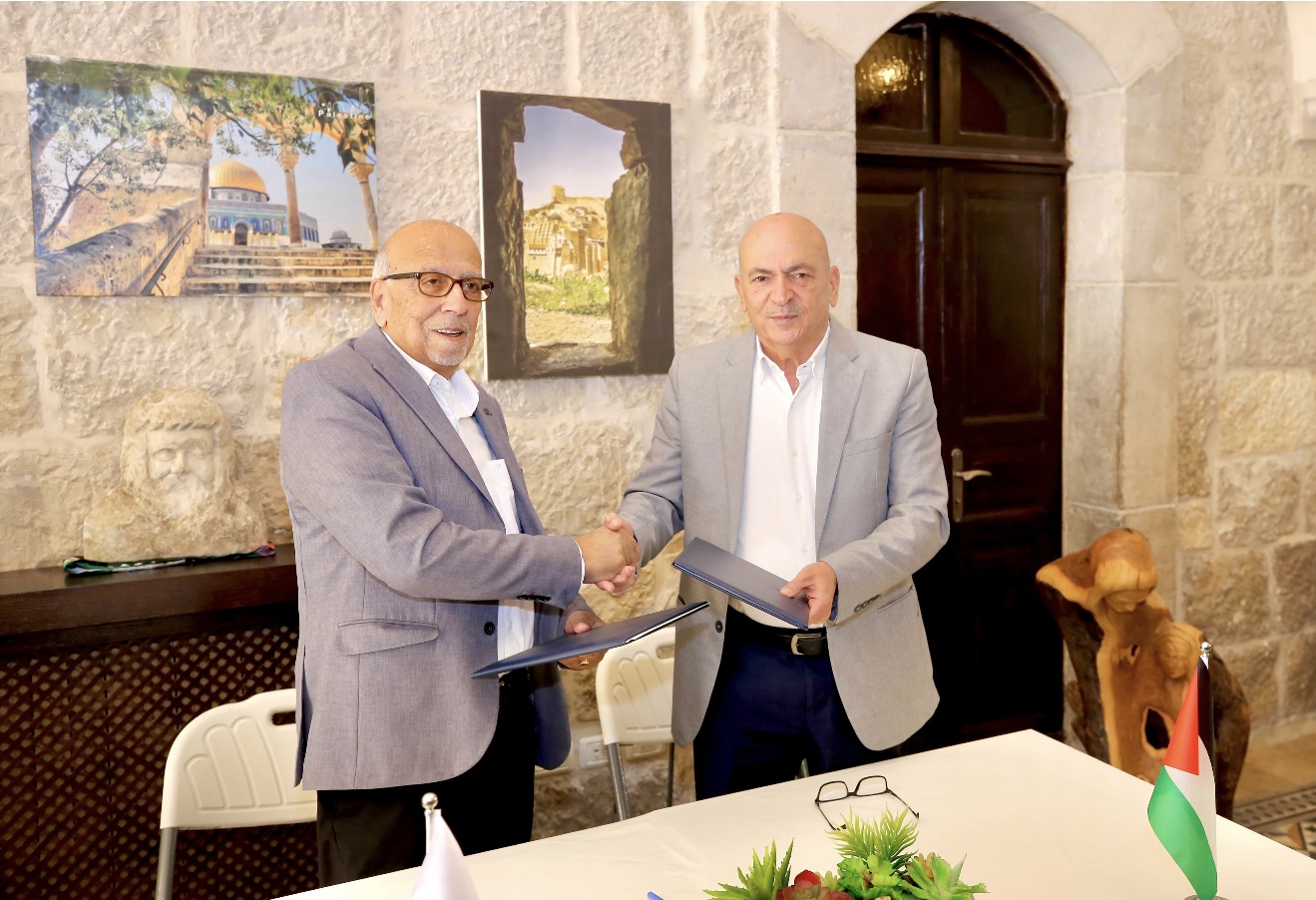 جانب من توقيع مذكرة التفاهم